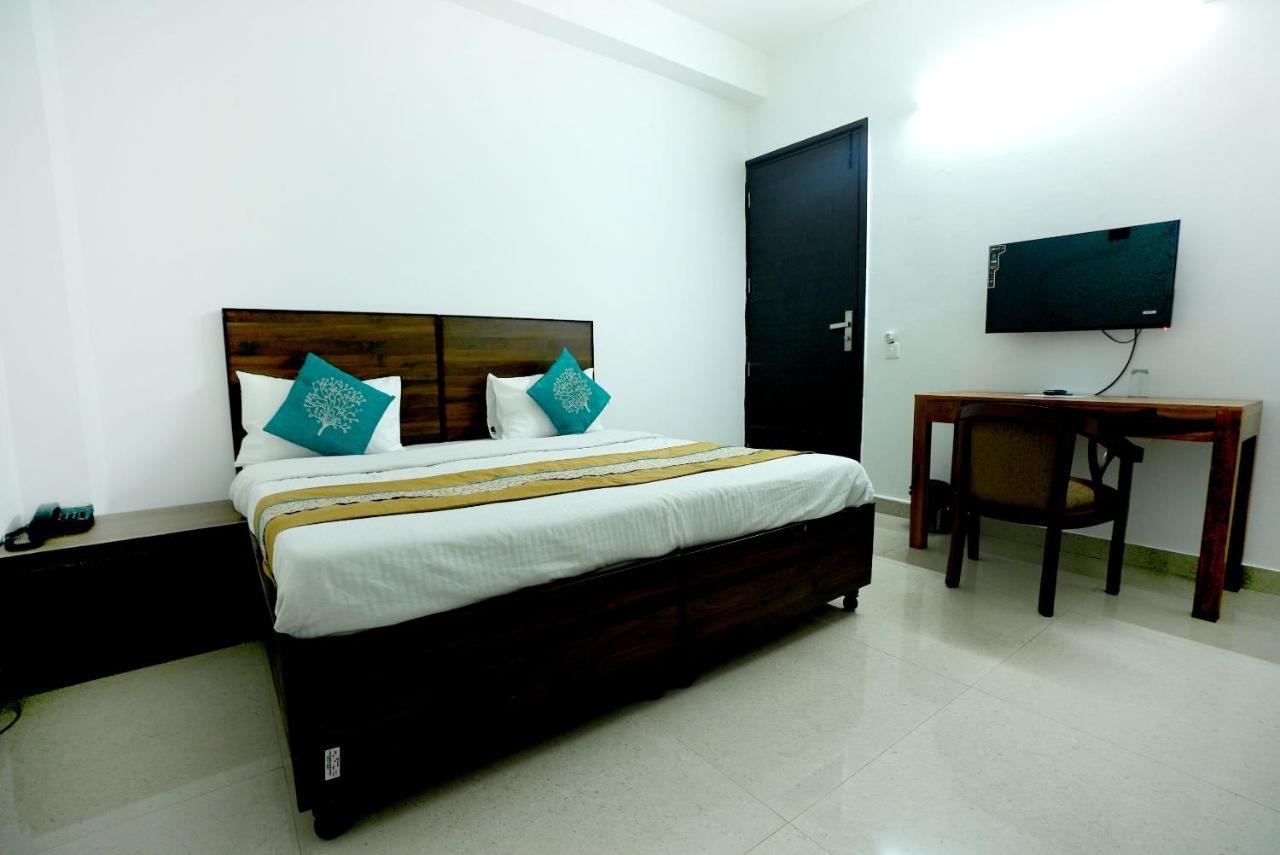 Hotel Gupta Residency Noida Exterior foto